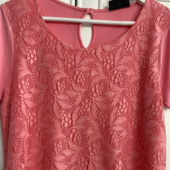 Warehouse Size 10 (UK14) Pink Short Sleeve Scoop Neck Lace Front Knit Back Lined - Picture 3 of 10